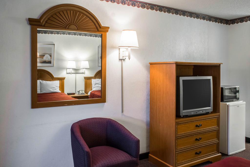 Rodeway Inn & Conference Center سيوكس سيتي المظهر الخارجي الصورة