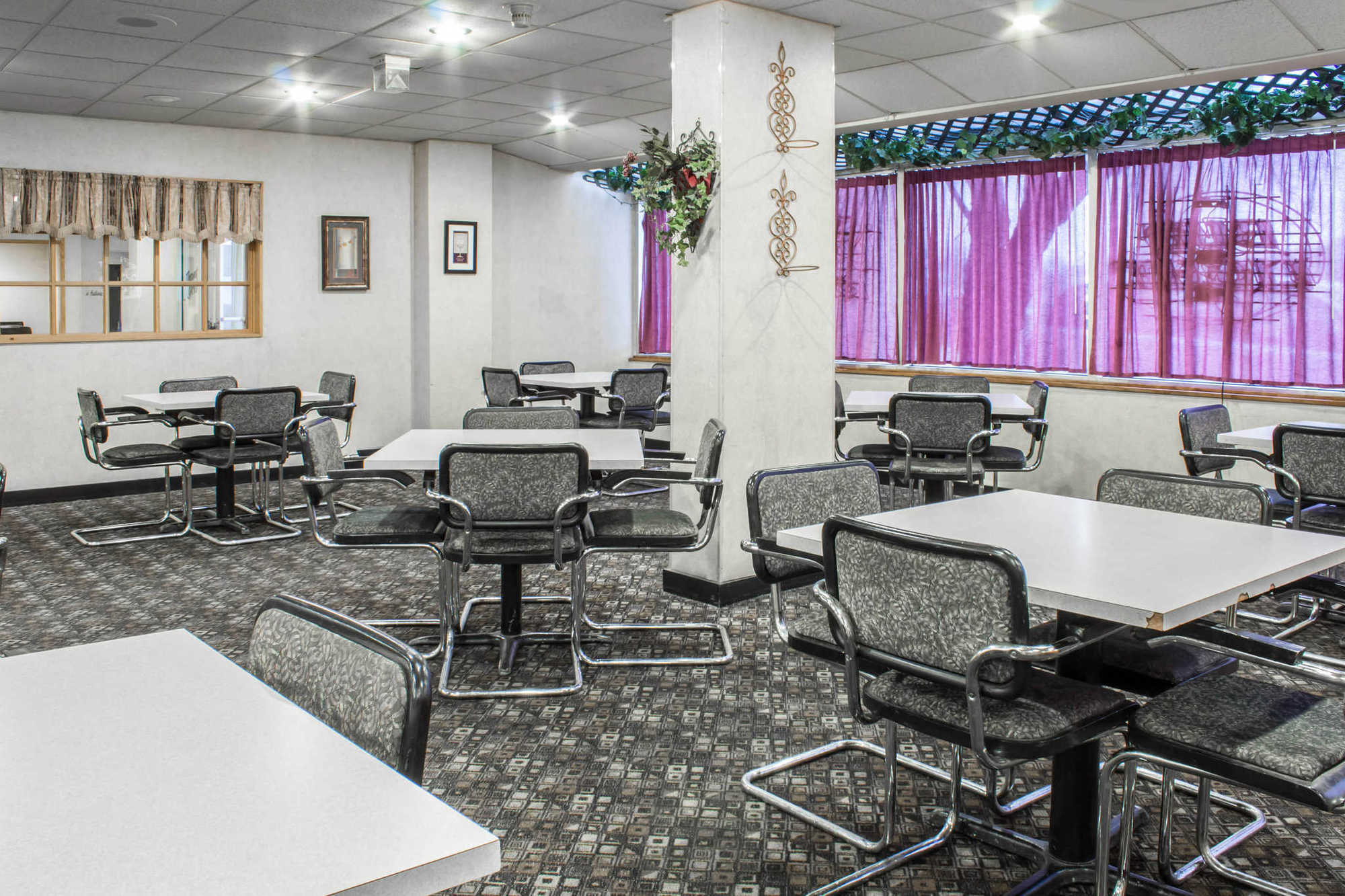 Rodeway Inn & Conference Center سيوكس سيتي المرافق الصورة