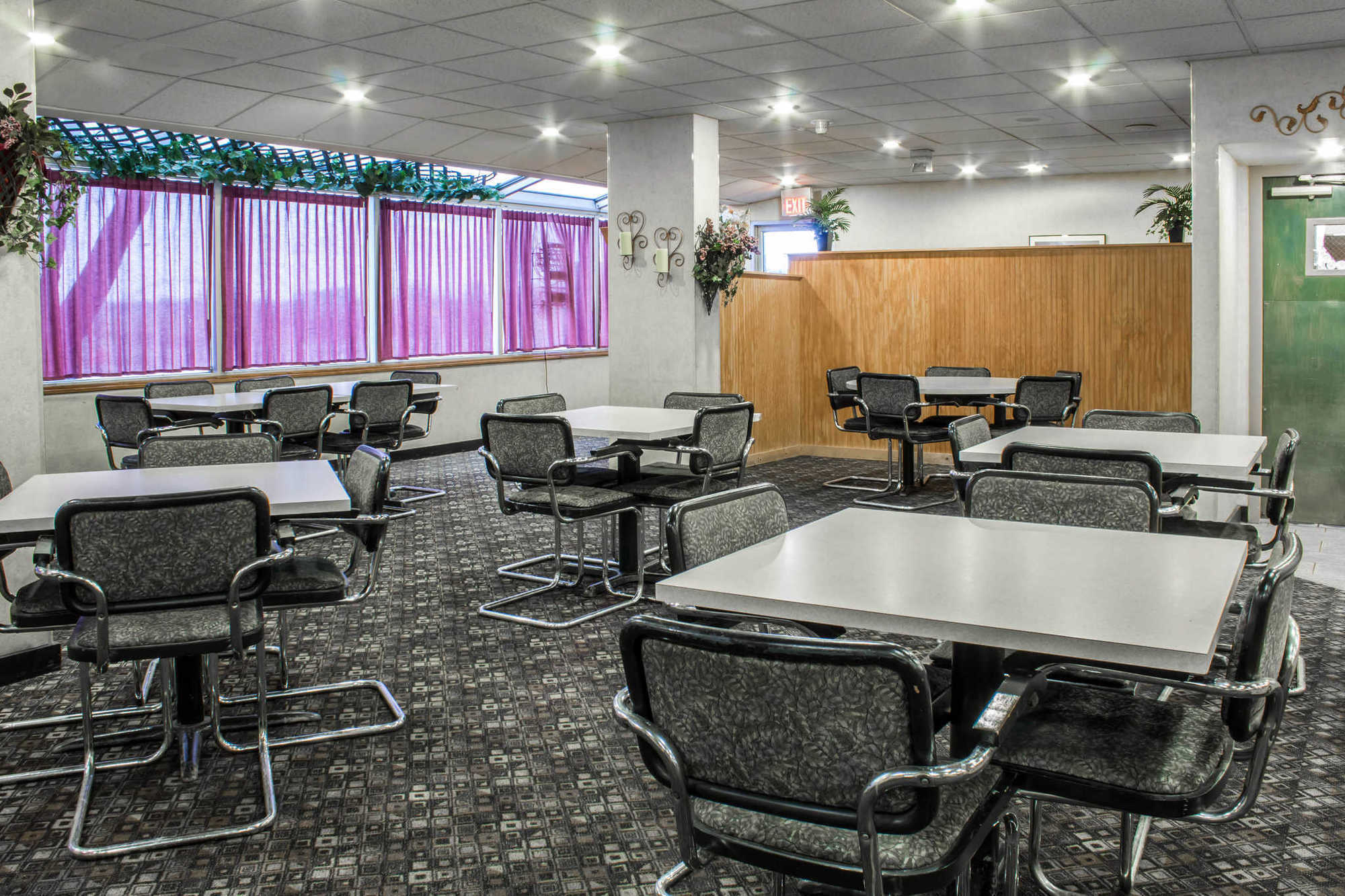 Rodeway Inn & Conference Center سيوكس سيتي المرافق الصورة